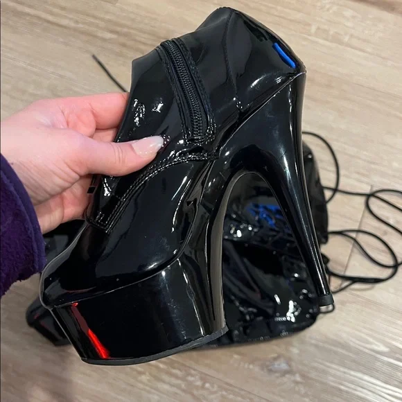 PLEASER • DELIGHT-3023 6" Heel Platform Lace-Up Stretch Thigh Boots - Picture 8 of 8